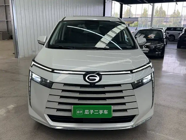 GAC Trumpchi E8 — Фото автомобиля 6