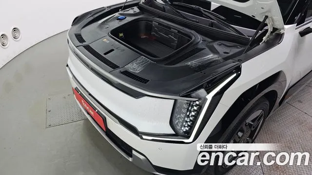 Kia EV9 — Фото автомобиля 6