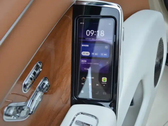 Maextro S800 — Фото автомобиля 12
