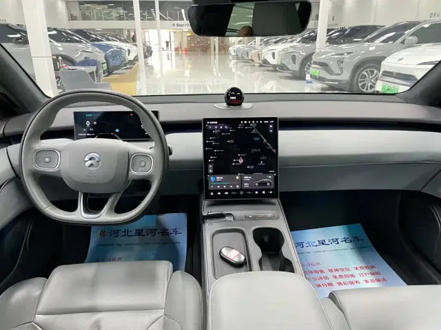 Nio ET5 Touring — Фото автомобиля 12