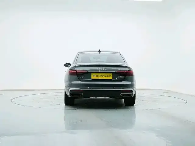 Audi A4L — Фото автомобиля 6