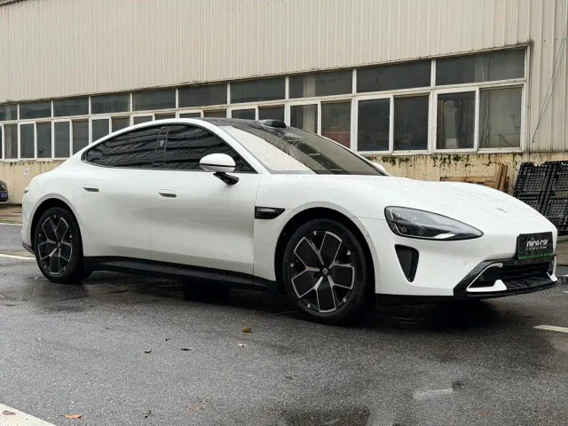 Xiaomi SU7 — Фото автомобиля 3