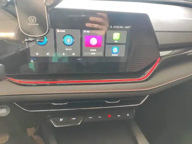 Changan X5 Plus — Фото автомобиля 12