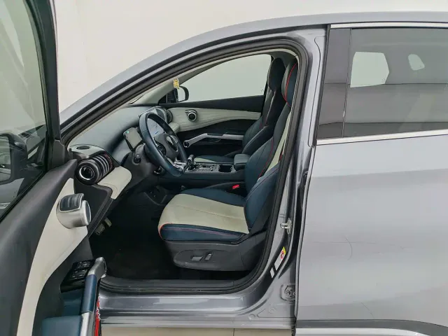BYD Yuan PLUS — Фото автомобиля 9