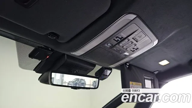 Toyota Alphard 4th Gen — Фото автомобиля 23
