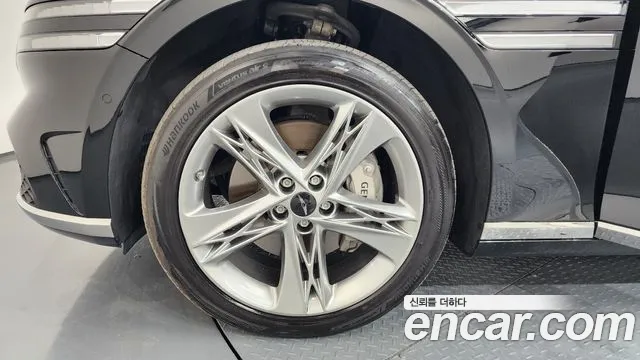 Genesis G90 Бензин 3.5 турбо AWD — Фото автомобиля 5