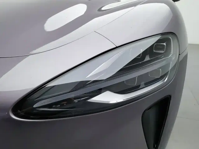 Xiaomi SU7 — Фото автомобиля 7