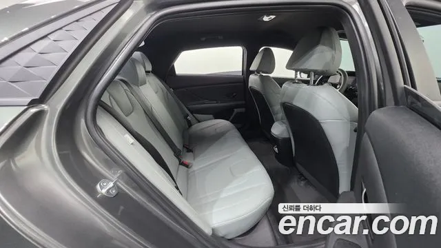 Hyundai AVANTE Новый Avante (CN7) — Фото автомобиля 19