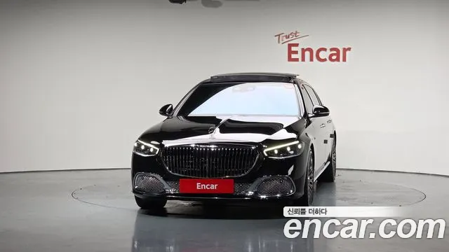 Mercedes-Benz S-Class — Фото автомобиля 3
