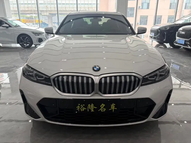 BMW 3 Series — Фото автомобиля 2