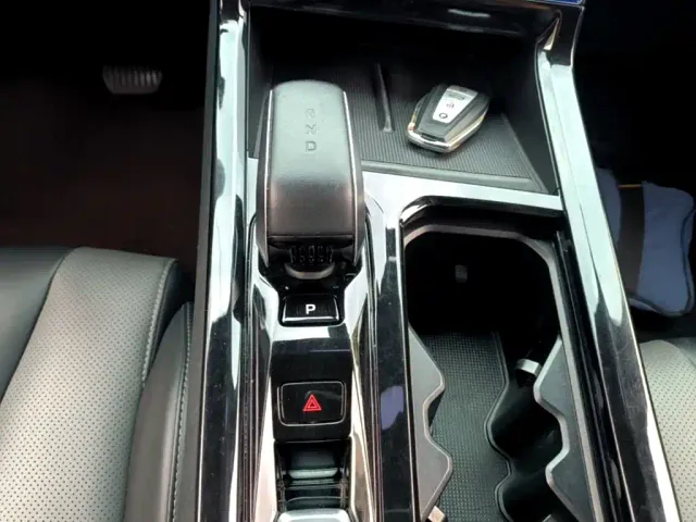 Geely Boyue — Фото автомобиля 13