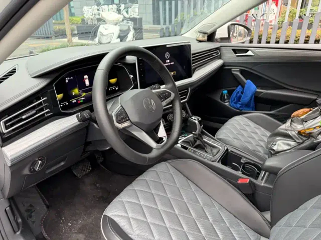 Volkswagen Sagitar — Фото автомобиля 7