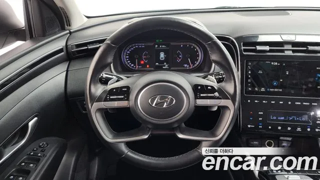Hyundai Tucson Tucson (NX4) Бензин 1.6 турбо 2WD — Фото автомобиля 10