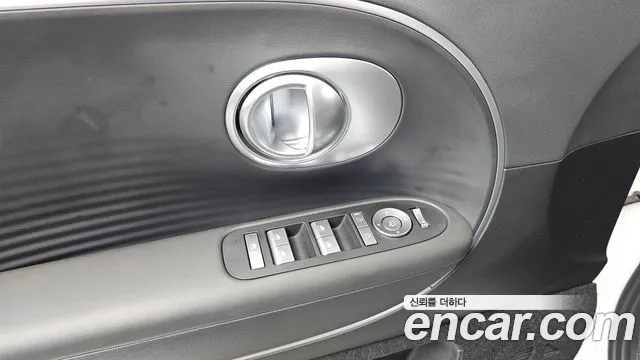 Hyundai Ioniq9 — Фото автомобиля 24