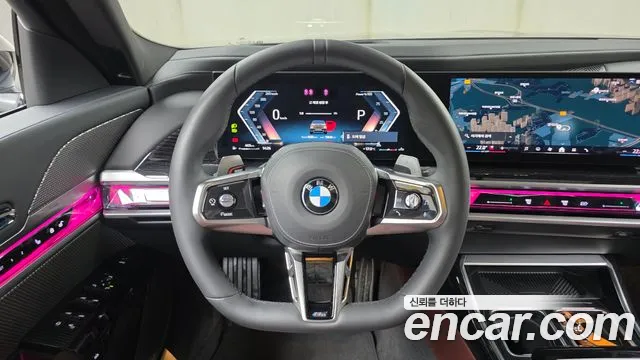 BMW 7-Series — Фото автомобиля 13