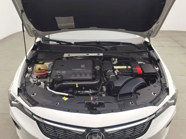 Buick Verano — Фото автомобиля 6