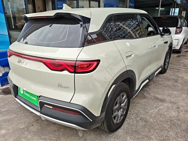 BYD Yuan UP — Фото автомобиля 6