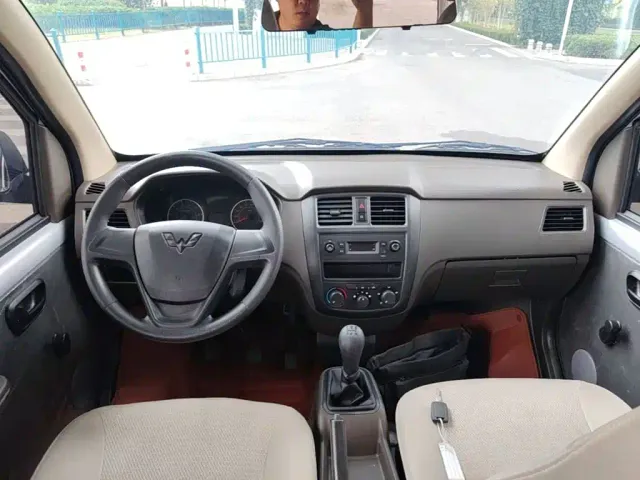 Wuling Rongguang S — Фото автомобиля 9