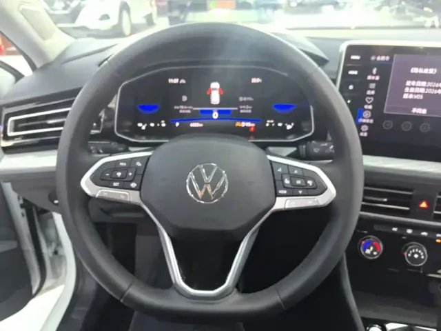 Volkswagen Sagitar — Фото автомобиля 10