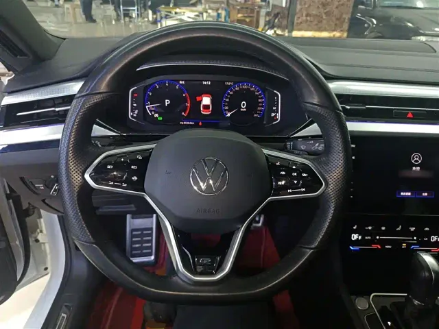 Volkswagen CC — Фото автомобиля 10