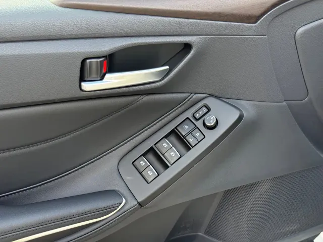 Toyota Avalon — Фото автомобиля 6