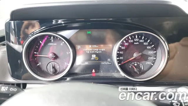 Kia Canival Carnival 4 поколение Дизель 9 мест Prestige — Фото автомобиля 8