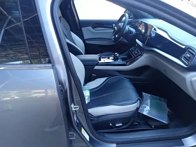 BYD Qin PLUS — Фото автомобиля 24
