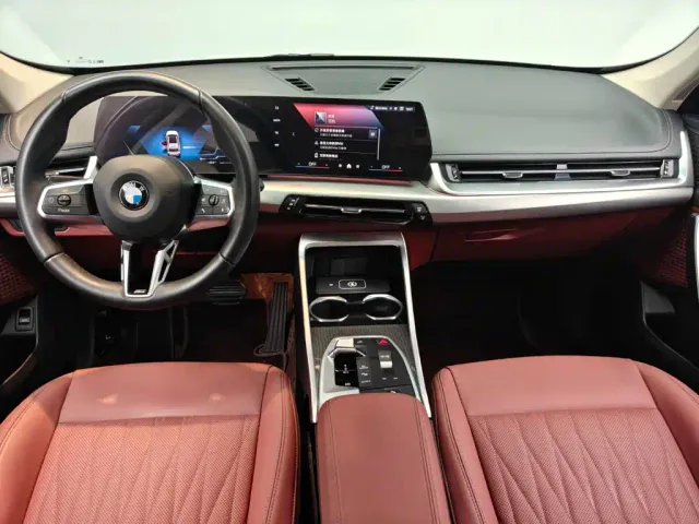 BMW X1 — Фото автомобиля 13