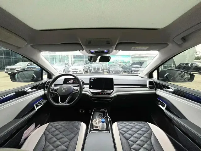 Volkswagen ID.6 CROZZ 2022 Long Range PRO Edition — Фото автомобиля 6