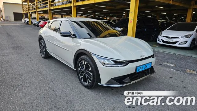 Kia EV6 — Фото автомобиля 3