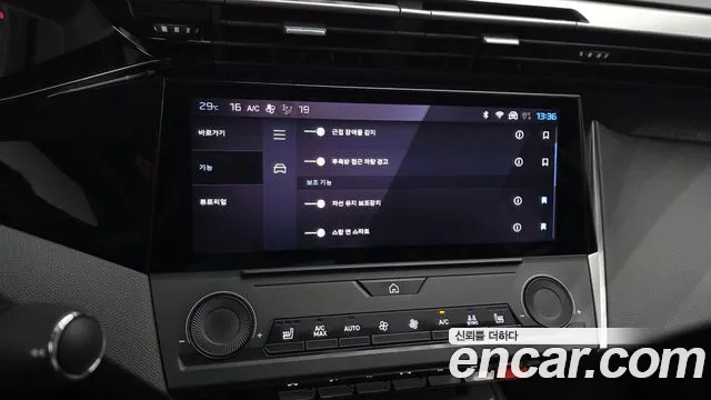 Peugeot 408 1.2 Pure Tech Allure — Фото автомобиля 15