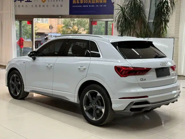 Audi Q3 — Фото автомобиля 6