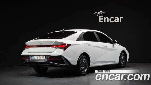 Hyundai AVANTE Новый Avante (CN7) — Фото автомобиля 2