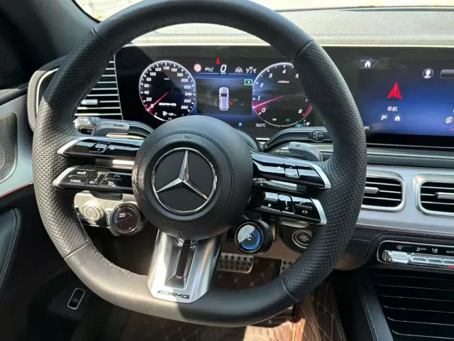 Mercedes-Benz GLE-Class AMG — Фото автомобиля 14