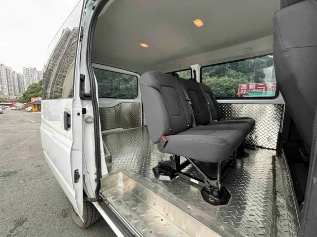 JMC Fushun — Фото автомобиля 2