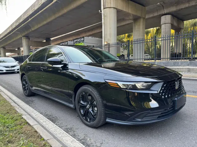 Honda Accord — Фото автомобиля 2