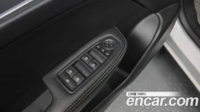 Renault Korea XM3 — Фото автомобиля 21