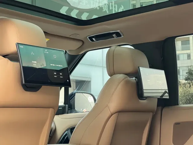 Land Rover Range Rover — Фото автомобиля 12