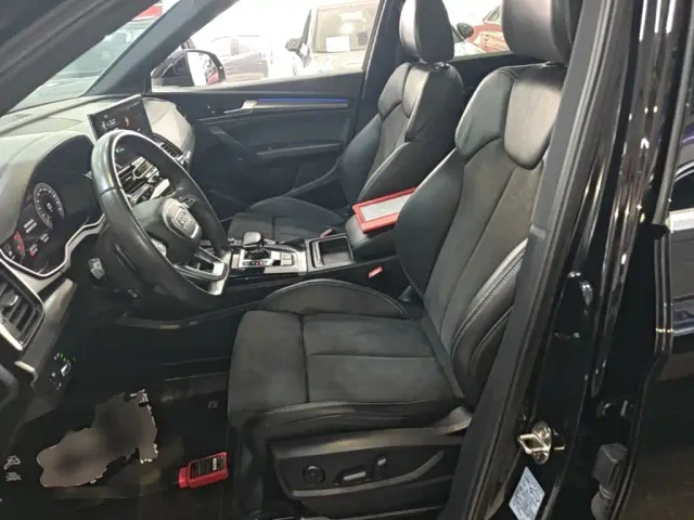 Audi Q5L Sportback — Фото автомобиля 14