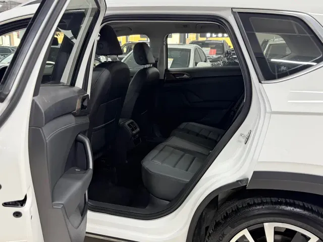 Volkswagen Tharu — Фото автомобиля 11