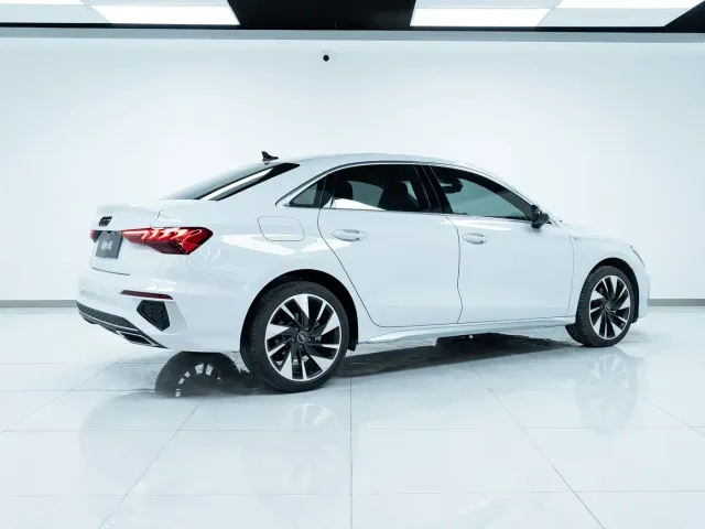 Audi A3 — Фото автомобиля 5