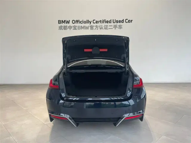 BMW i3 — Фото автомобиля 8