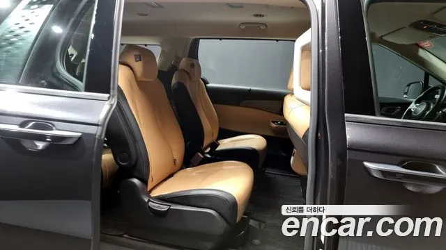 Kia Canival Carnival 4 поколение 9 мест Noblesse — Фото автомобиля 12