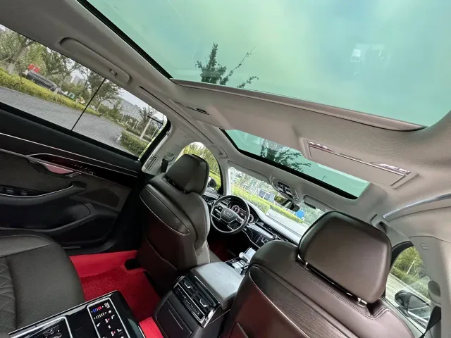 Audi A8 — Фото автомобиля 13