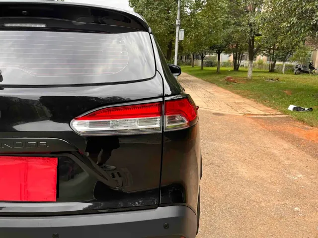 Toyota Frontlander — Фото автомобиля 15