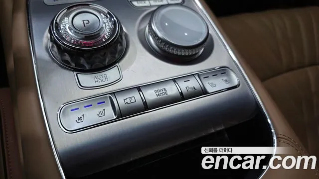 Genesis G90 — Фото автомобиля 19