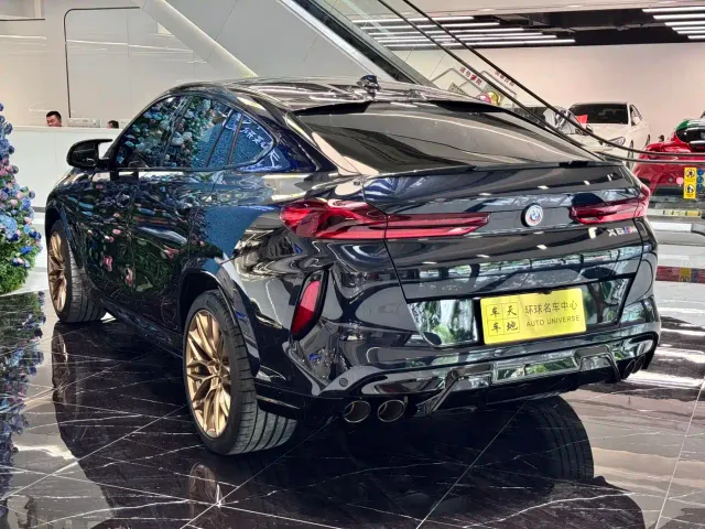 BMW X6 M — Фото автомобиля 26