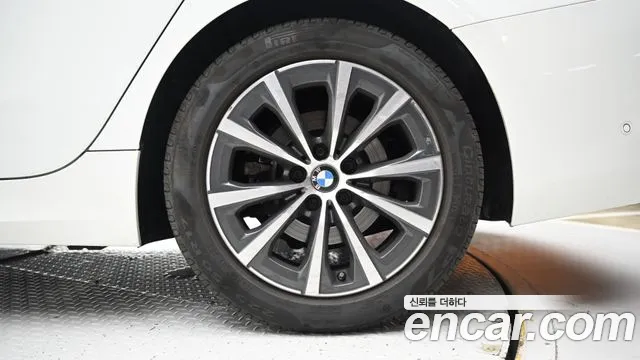 BMW 3-Series 3 серия (G20) 320i Touring — Фото автомобиля 5