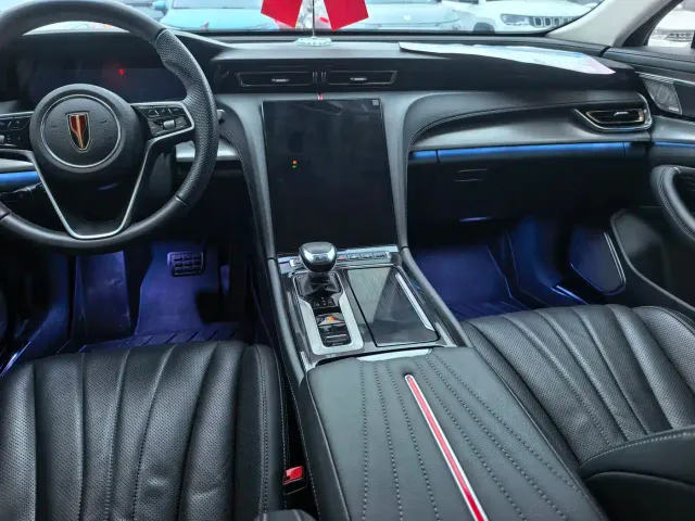 Hongqi H5 — Фото автомобиля 6