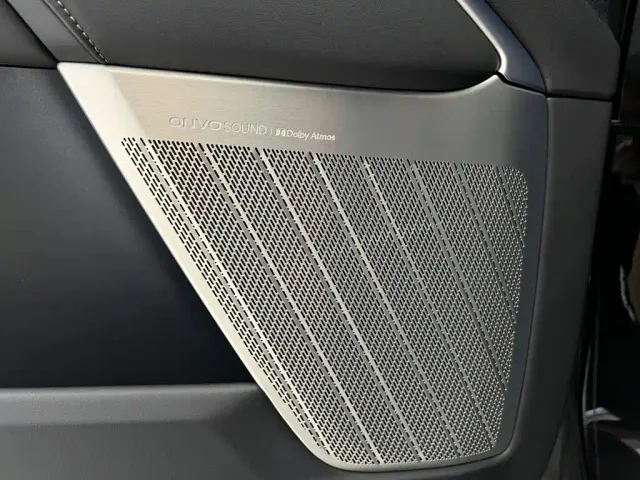 Onvo L90 — Фото автомобиля 10